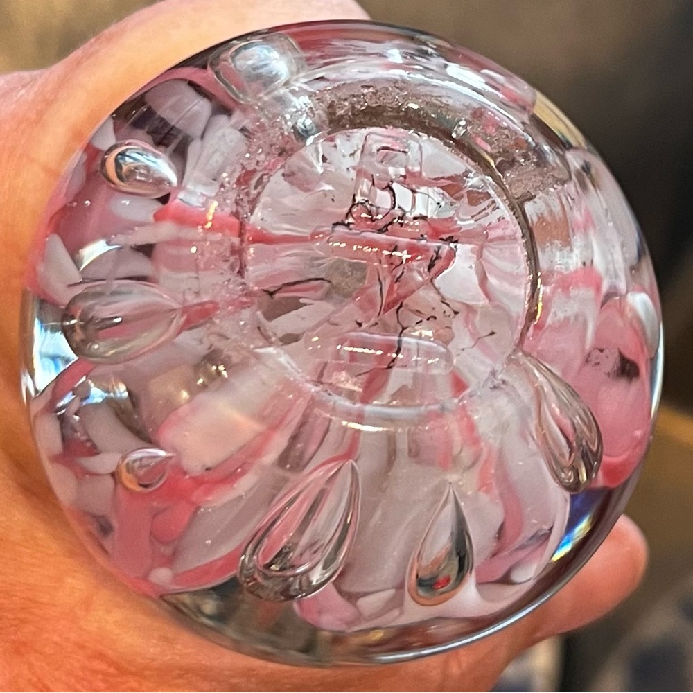 Bart Zimmerman Pink Controlled Bubble Ruffled Paperweight Bud Vase - Picture 4 of 10